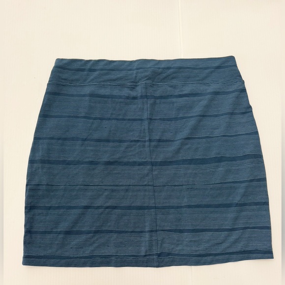 Icebreaker Merino Wool Yanni Skirt Combed Lines - M - Picture 4 of 11